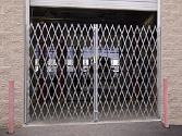 folding gates repair installation,accordion gates,scissor gates fort lauderdale,boca raton pompano beach,broward palm beach county